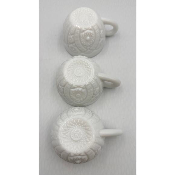 McKee White Milk Glass Thatcher Concord Punch Cup Mug 3pc Set - Picture 10 of 11